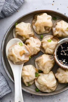  Mutton Soup Dumplings Met Een Zacht, Geurig Deeg En Een Intens Vlezige Vulling: Een Hulunbuirische Specialiteit!