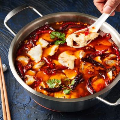   Spicy Yichang Fish Fillet: Een Explosie van Umami Gecombineerd met een Pittige Sichuanse Kick!